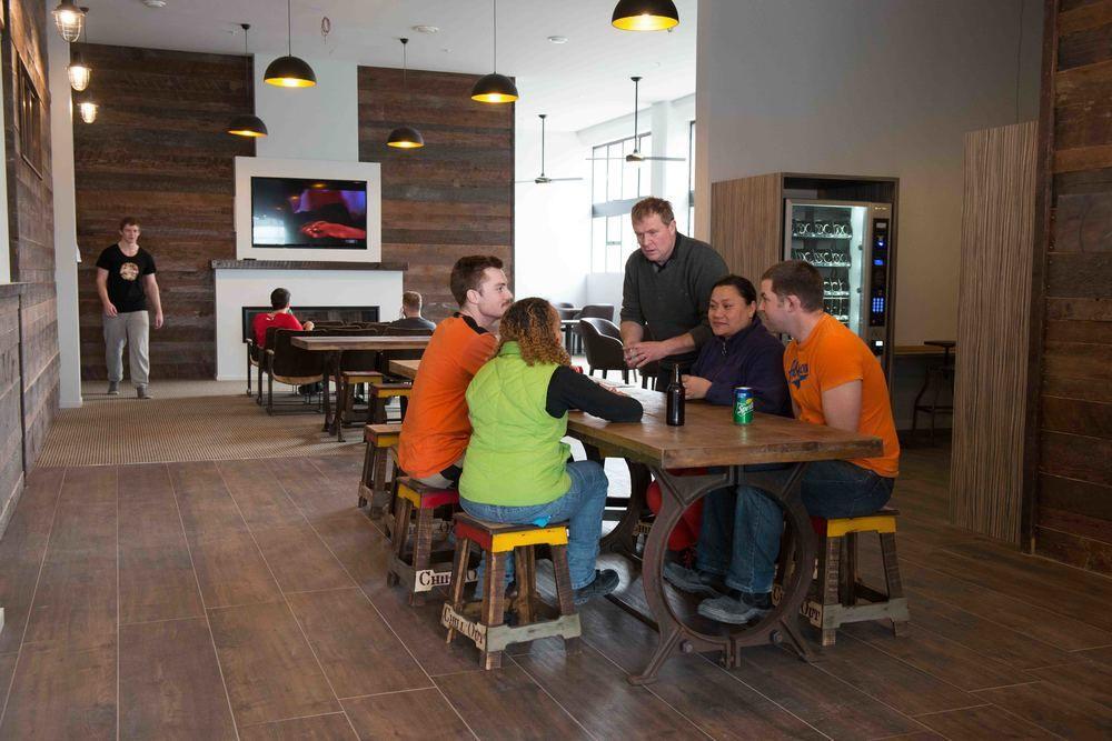 A Pousada Urbanz Christchurch Exterior foto The Student Union